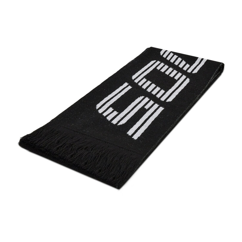 Зимен шал 2005 Signature Scarf Черен цвят на ниска цена