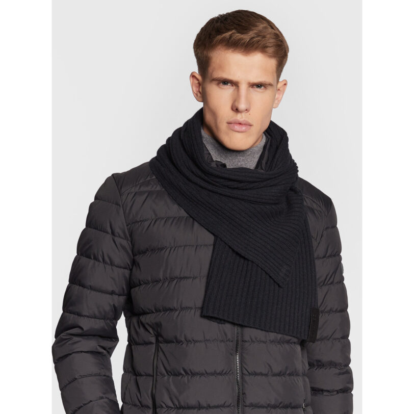 Зимен шал Calvin Klein K50K509706 Черен цвят на ниска цена