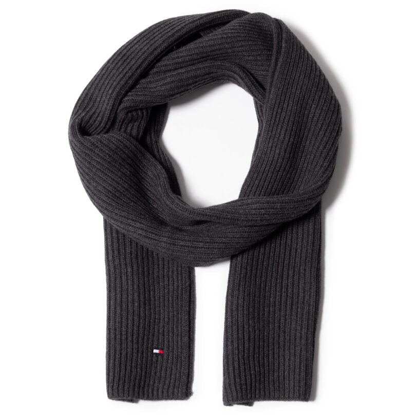 Зимен шал Tommy Hilfiger Pima Cotton Scarf AM0AM06546 Сив цвят на ниска цена