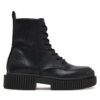 Зимни обувки Armani Exchange XDN031 XV875 00002 Черен цвят на ниска цена