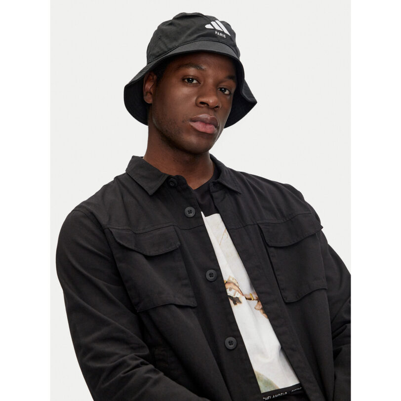 Капела adidas Bucket JJ1492 Черен цвят на ниска цена