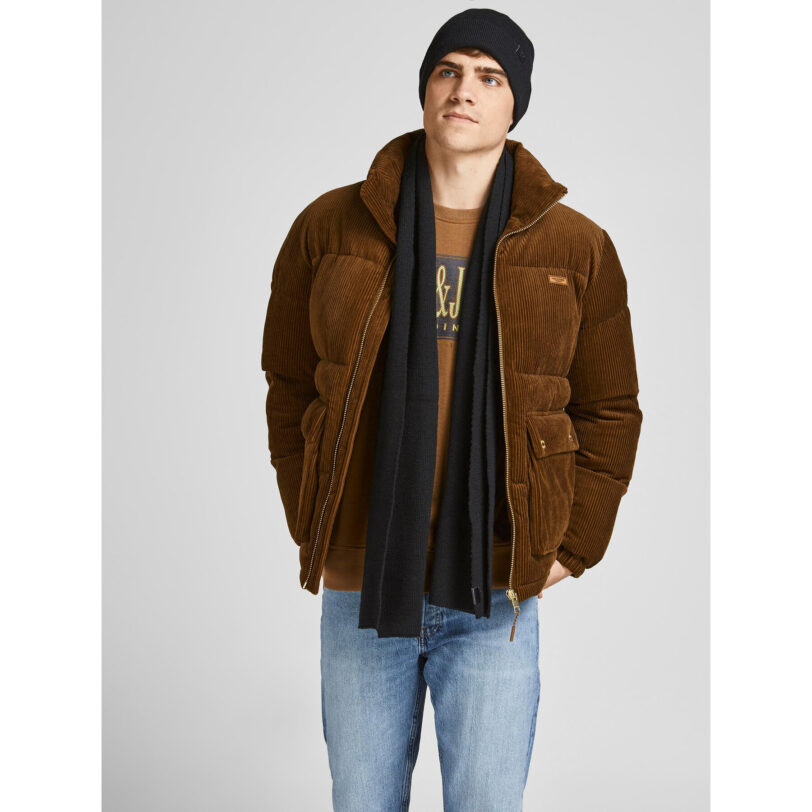 Комплект шал и шапка Jack&Jones 12163827 Черен цвят на ниска цена