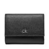 Малък дамски портфейл Calvin Klein Ck Daily Medium Trifold_Pbl K60K612851 Черен цвят на ниска цена