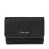 Малък дамски портфейл Calvin Klein Ck Must Small Trifold_Mono K60K612829 Черен цвят на ниска цена