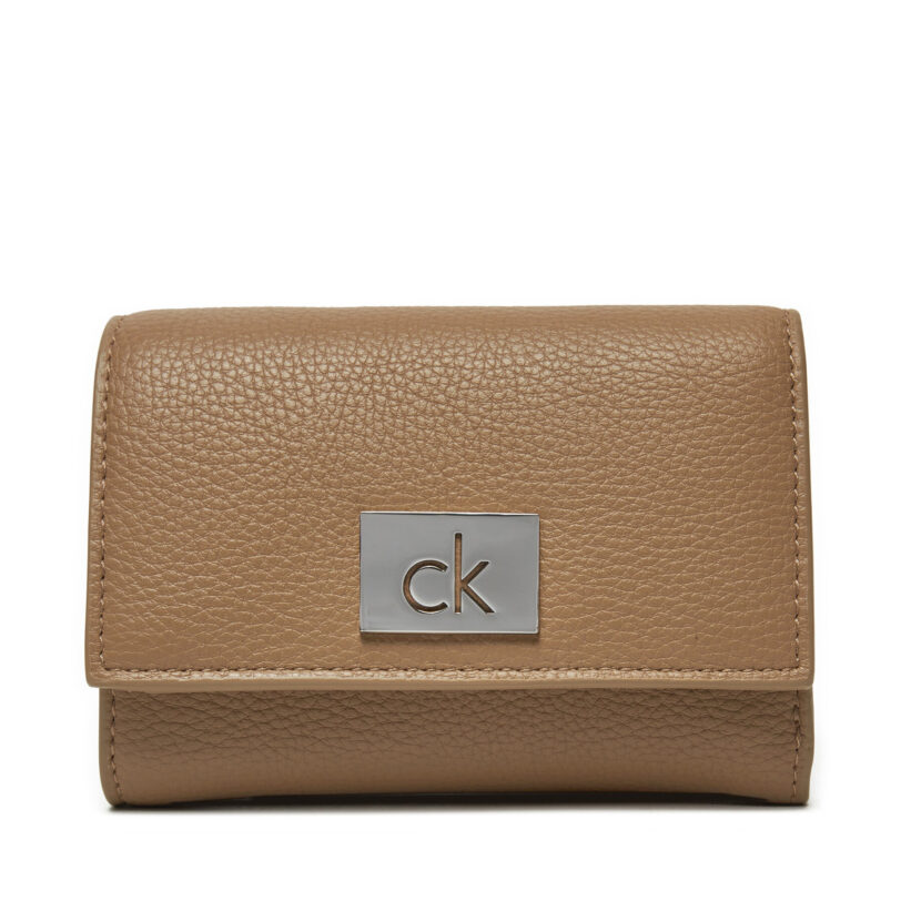 Малък дамски портфейл Calvin Klein Ck Plaque Small Trifold W/Zip K60K612834 Сив цвят на ниска цена