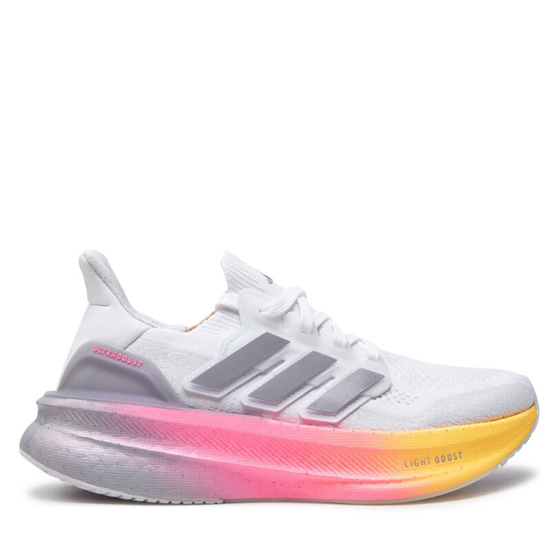 Маратонки за бягане adidas Ultraboost 5 ID8848 Цветен цвят на ниска цена