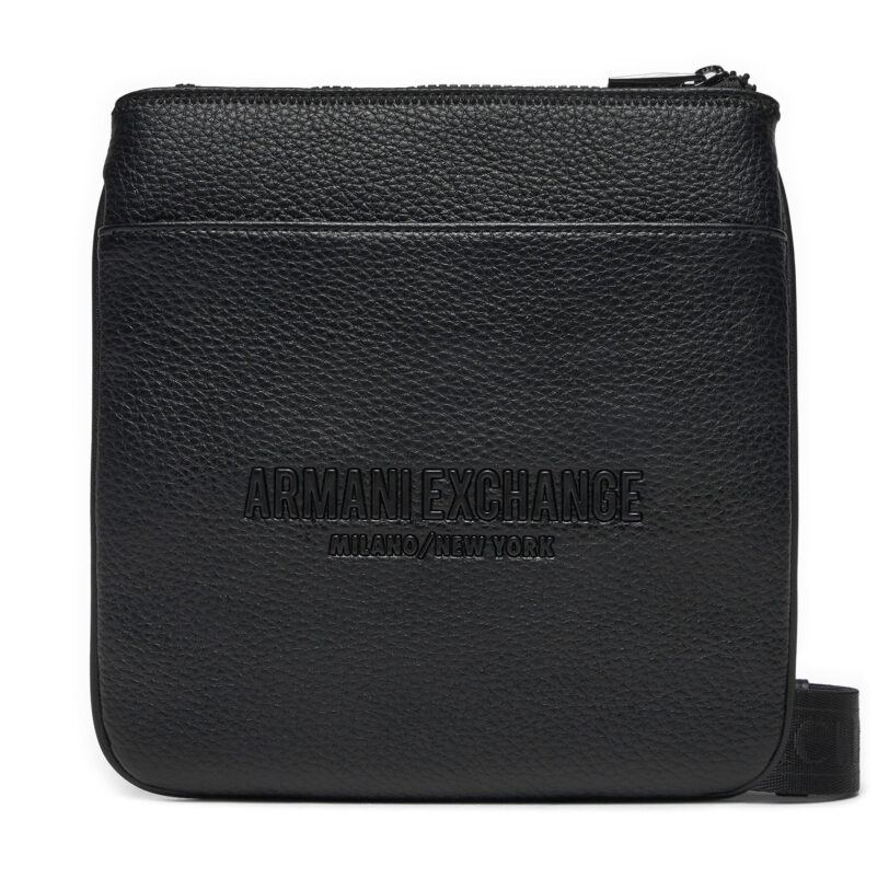 Мъжка чантичка Armani Exchange XM000155 AF11931 UC001 Черен цвят на ниска цена