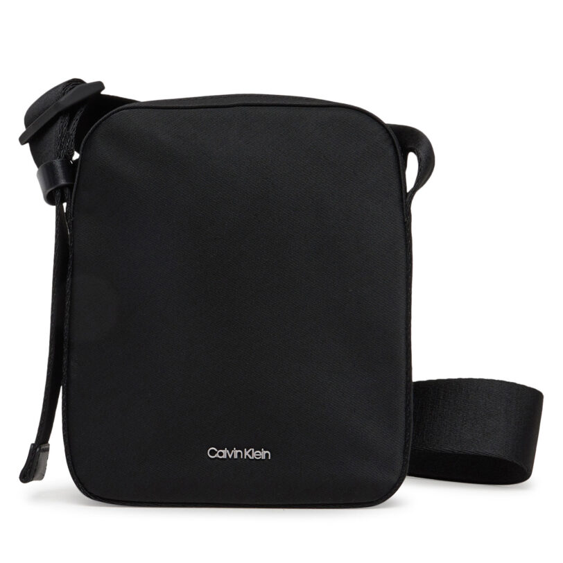 Мъжка чантичка Calvin Klein Ck Ease Reporter S K50K512886 Черен цвят на ниска цена