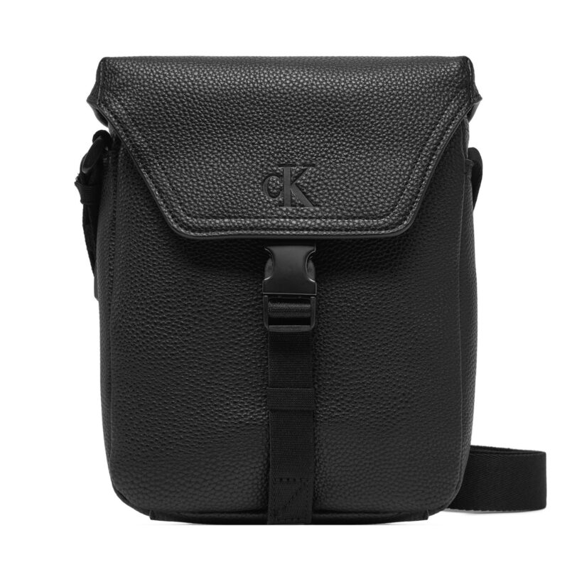 Мъжка чантичка Calvin Klein Jeans Ultralight Reporter18 Pu K50K512565 Черен цвят на ниска цена