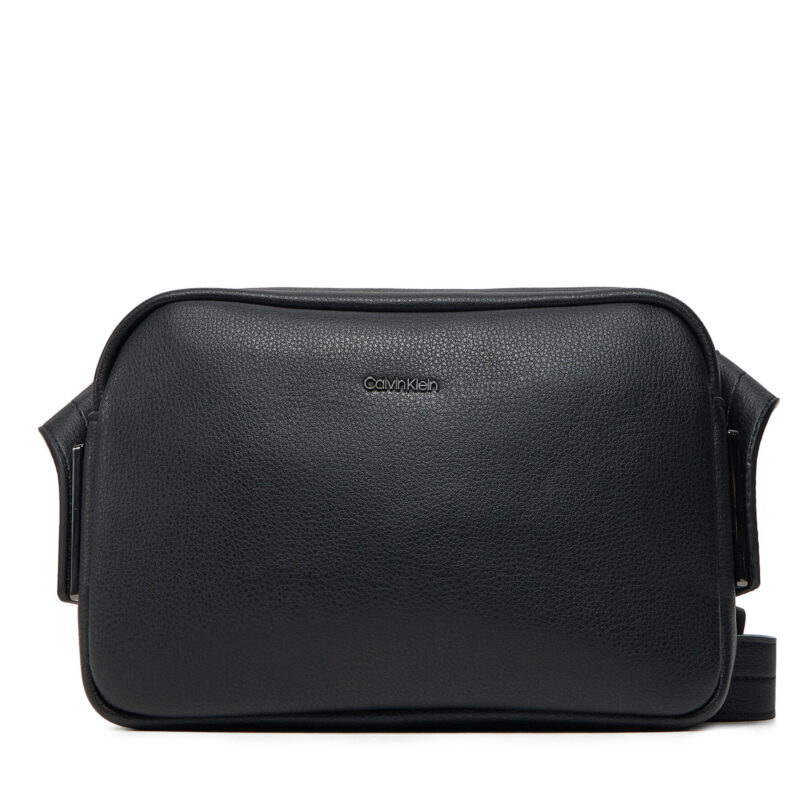 Мъжка чантичка Calvin Klein Modern Business Flat Camera Bag K50K512905 Черен цвят на ниска цена