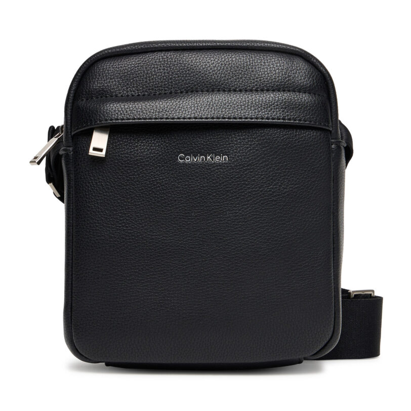 Мъжка чантичка Calvin Klein Raised Reporter LV04D3160G Черен цвят на ниска цена