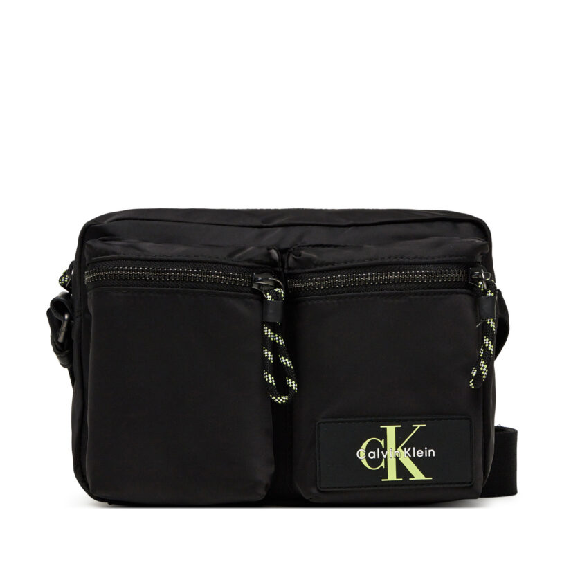 Мъжка чантичка Calvin Klein Tech Utility Camera Bag LV04G3178G Черен цвят на ниска цена