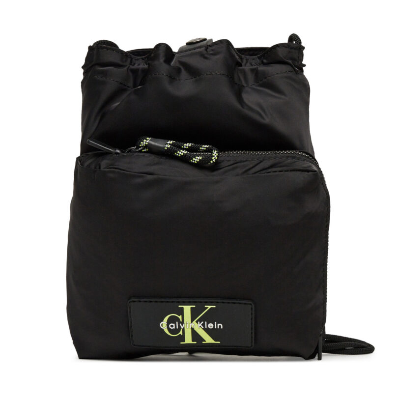 Мъжка чантичка Calvin Klein Tech Utility Small Cb LV04G1079G Черен цвят на ниска цена