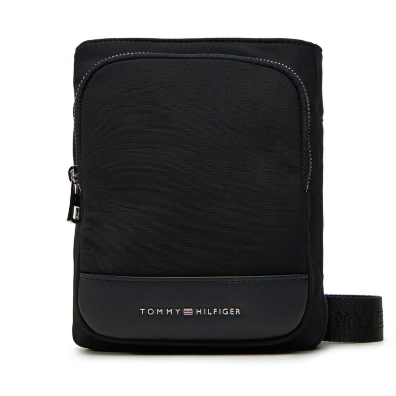 Мъжка чантичка Tommy Hilfiger Th Business Nylon Mini Crossover AM0AM13193 Черен цвят на ниска цена