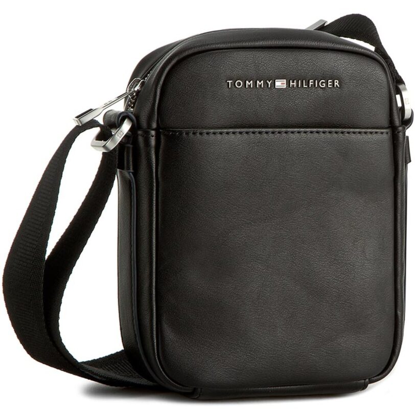Мъжка чантичка Tommy Hilfiger Th City Mini Reporter AM0AM01941 Черен цвят на ниска цена