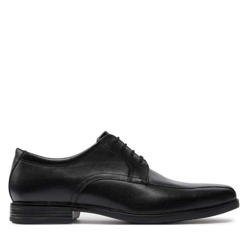 Обувки Clarks Howard Over 26174925 Черен цвят на ниска цена