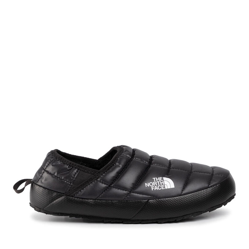 Пантофи The North Face Thermoball Traction Mule V NF0A3UZNKY4 Черен цвят на ниска цена