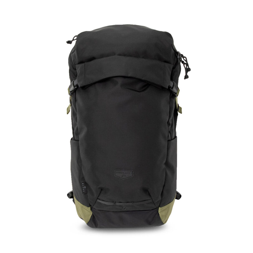 Раница Doughnut Astir Large Titan D260LTT-0003-F Черен цвят на ниска цена