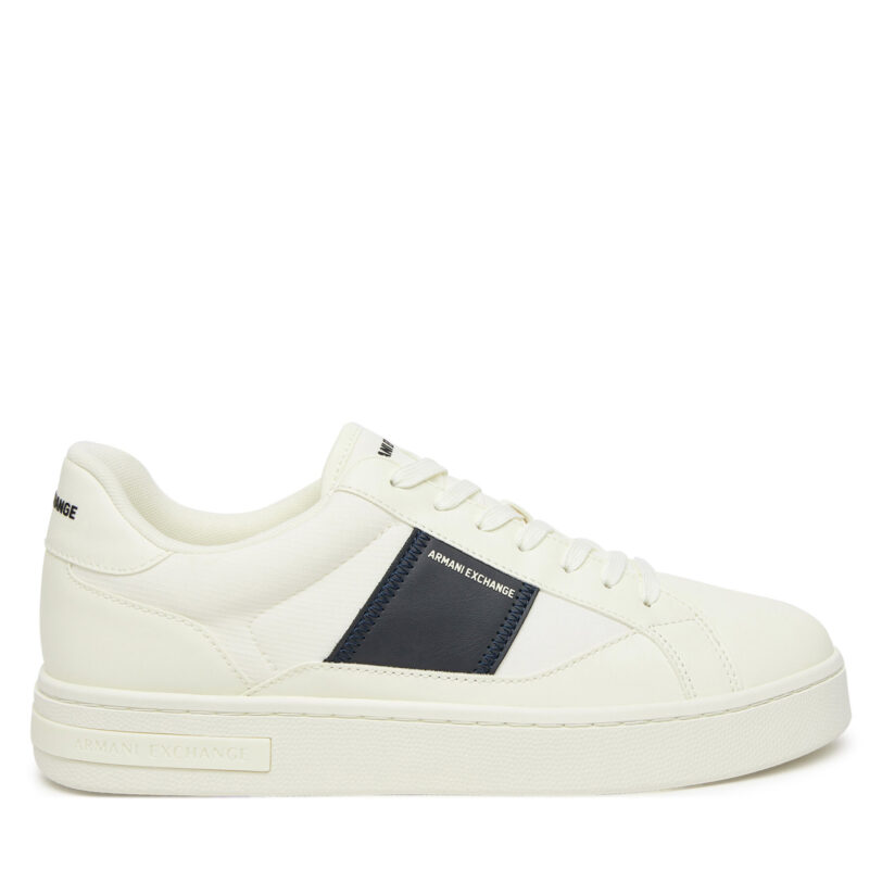 Сникърси Armani Exchange XUX241 XV911 U388 Бял цвят на ниска цена