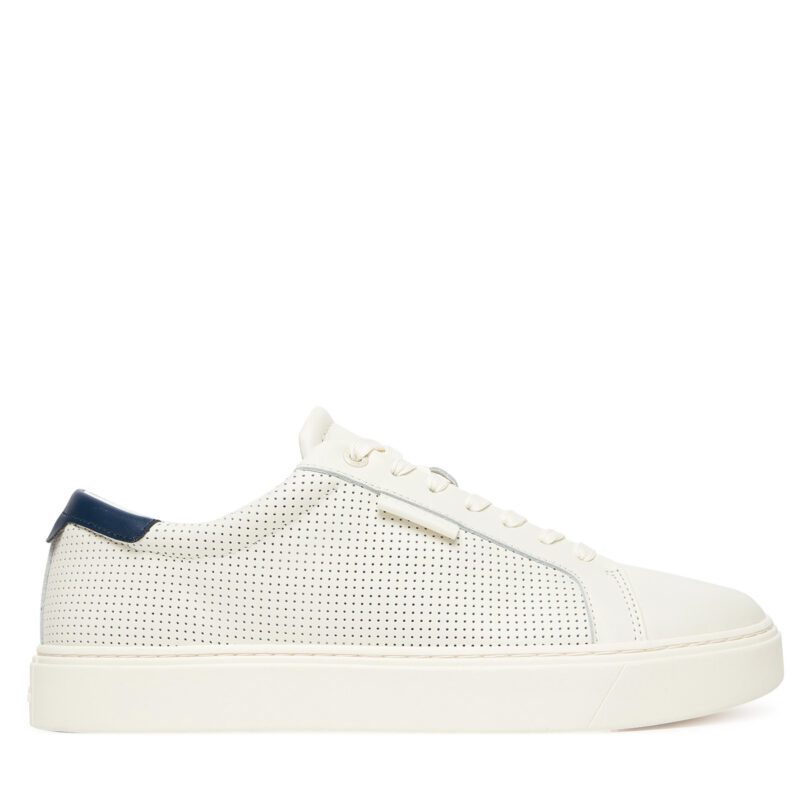 Сникърси Calvin Klein Clean Cup Low Laceup Perf Lth HM0HM01870 Бял цвят на ниска цена