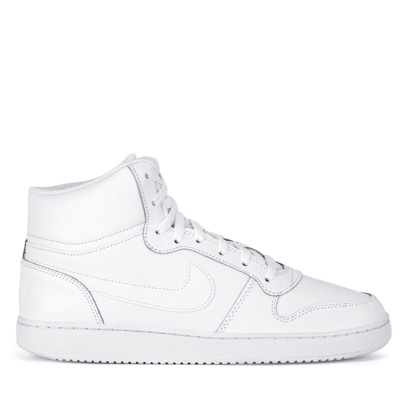 Сникърси Nike AQ1773-100 Бял цвят на ниска цена