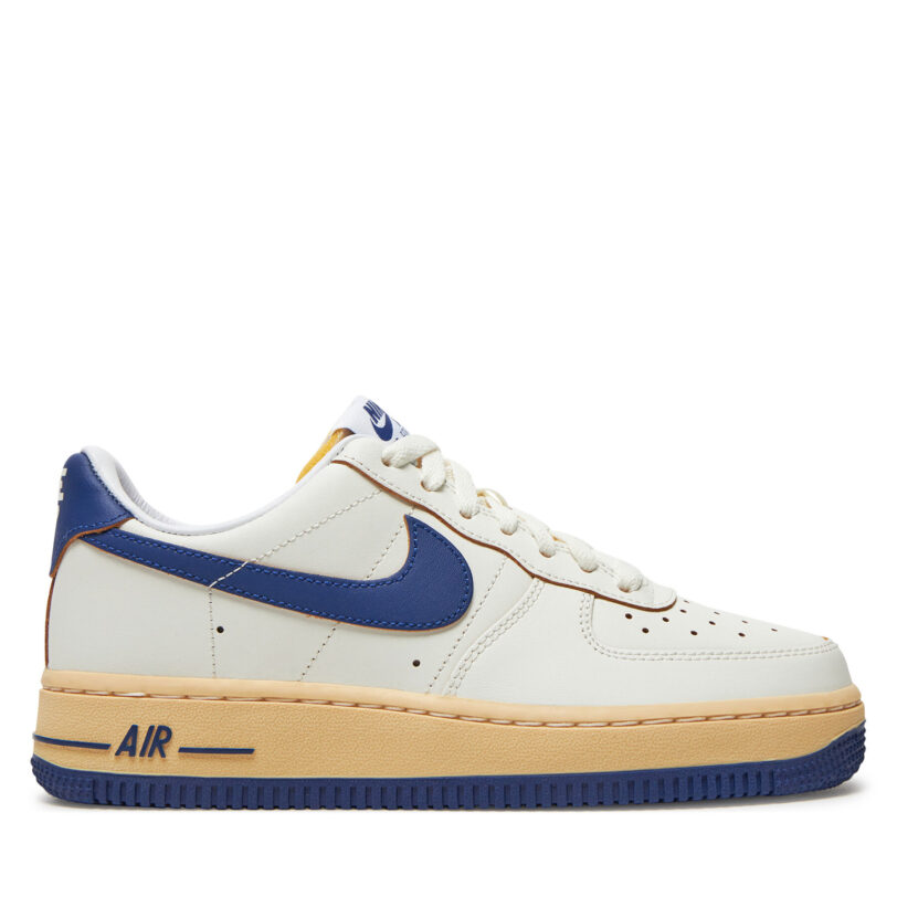 Сникърси Nike Air Force 1 '07 FQ8103 133 Бял цвят на ниска цена