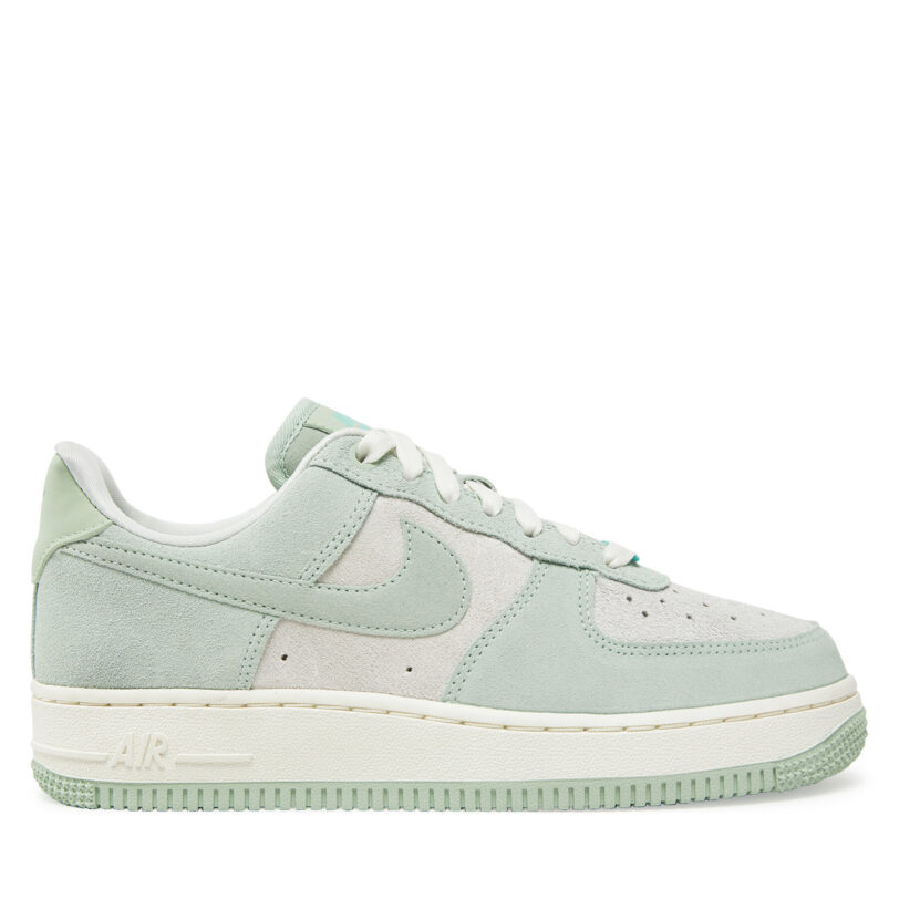 Сникърси Nike Air Force 1 07 HQ1497 Зелен цвят на ниска цена