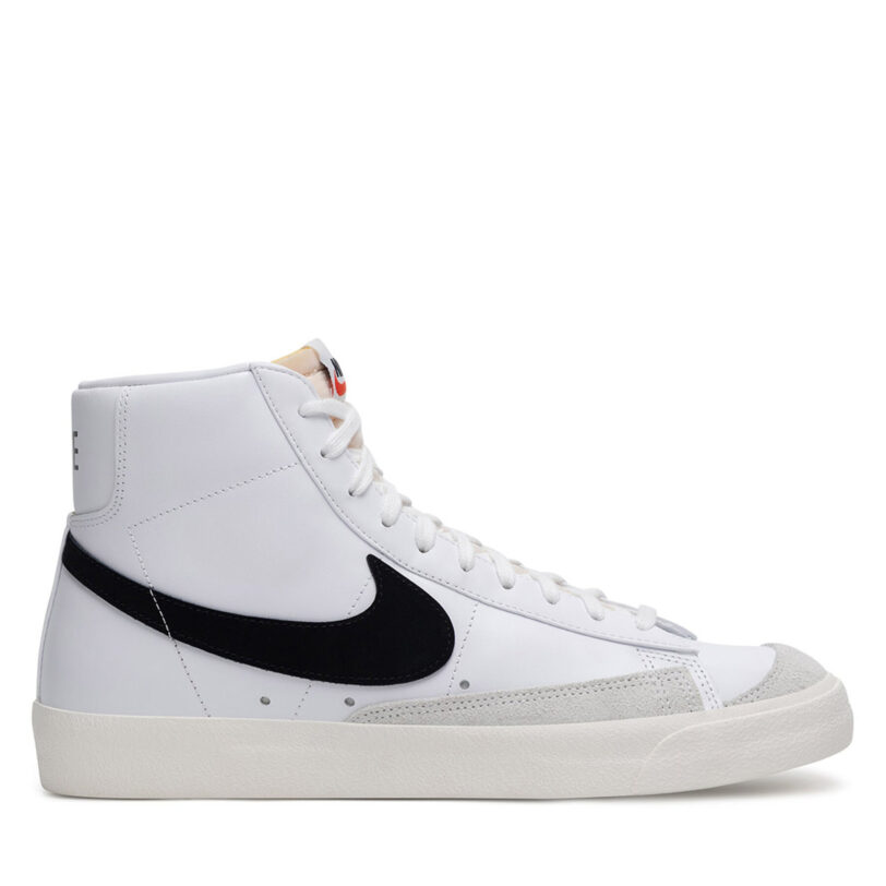 Сникърси Nike BQ6806-100 Бял цвят на ниска цена
