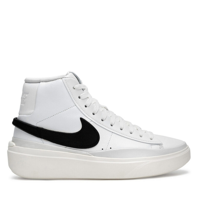 Сникърси Nike DX5800-100-M Бял цвят на ниска цена