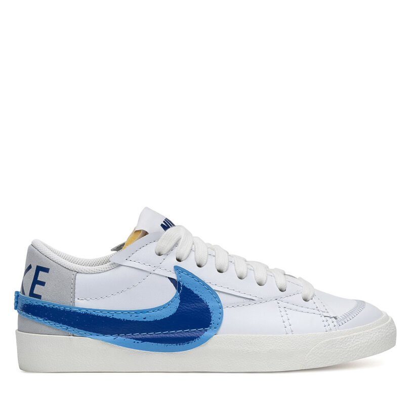 Сникърси Nike FN3413-100-M Бял цвят на ниска цена