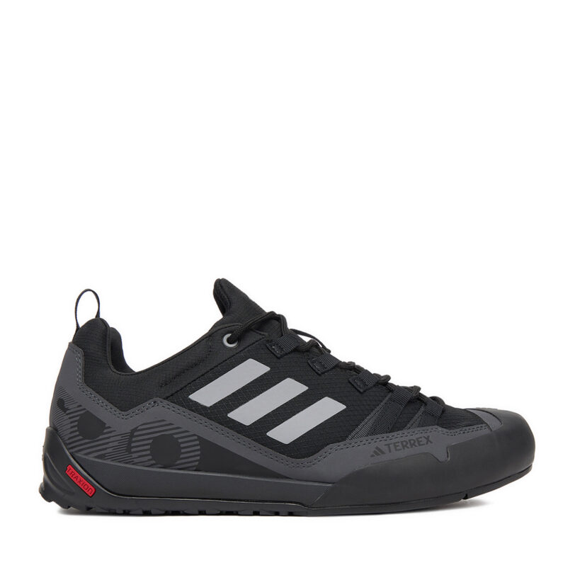 Сникърси adidas TERREX SWIFT SOLO 2 IE6901 WB Черен цвят на ниска цена