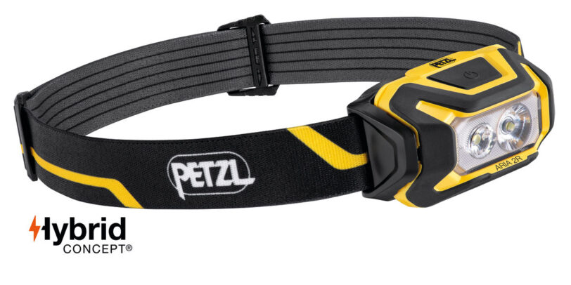 Челник PETZL Aria 2R - Черен-Жълт на ниска цена