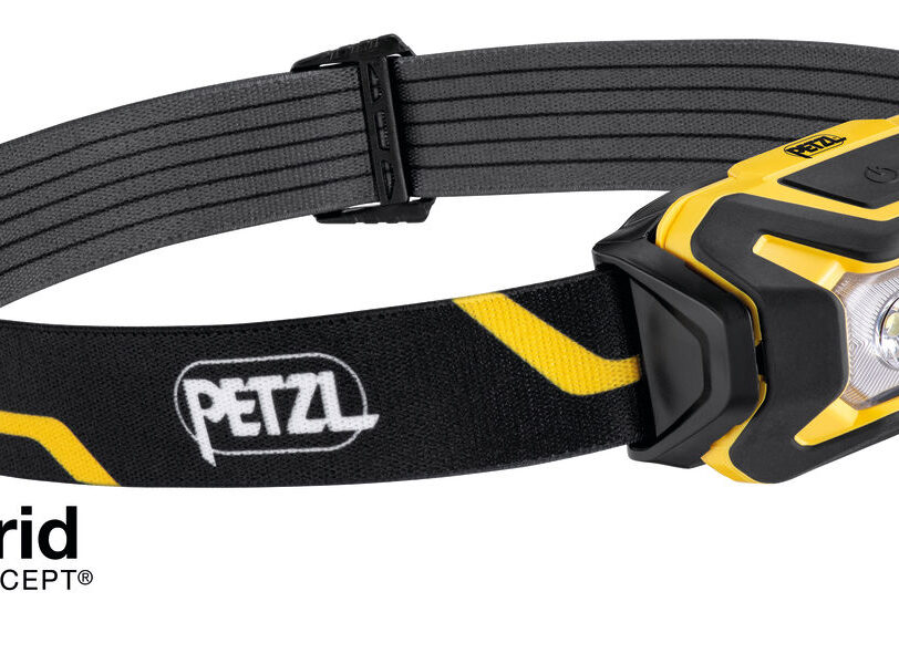 Челник PETZL Aria 2R - Черен-Жълт на ниска цена