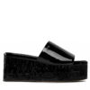 Чехли DKNY K1305611 Черен цвят на ниска цена