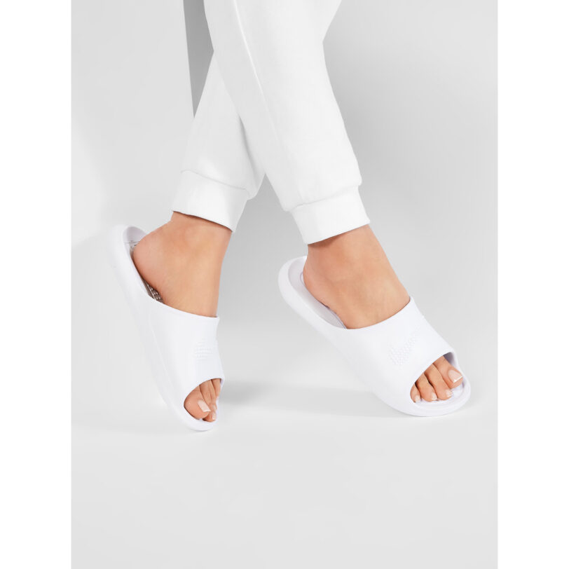 Чехли Nike Victori One Shwer Slide CZ7836 100 Бял цвят на ниска цена