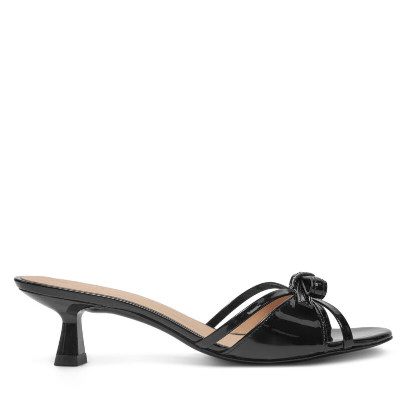 Чехли Stuart Weitzman Felicyty Solide SK118 Черен цвят на ниска цена