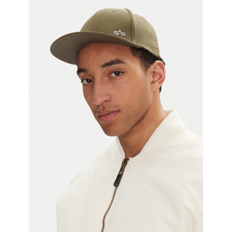 Шапка с козирка Alpha Industries Metal Label 156905 Зелен цвят на ниска цена