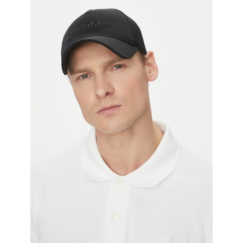 Шапка с козирка Calvin Klein K50K513015 Черен цвят на ниска цена