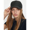 Шапка с козирка Guess AW5184 POL03 Черен цвят на ниска цена