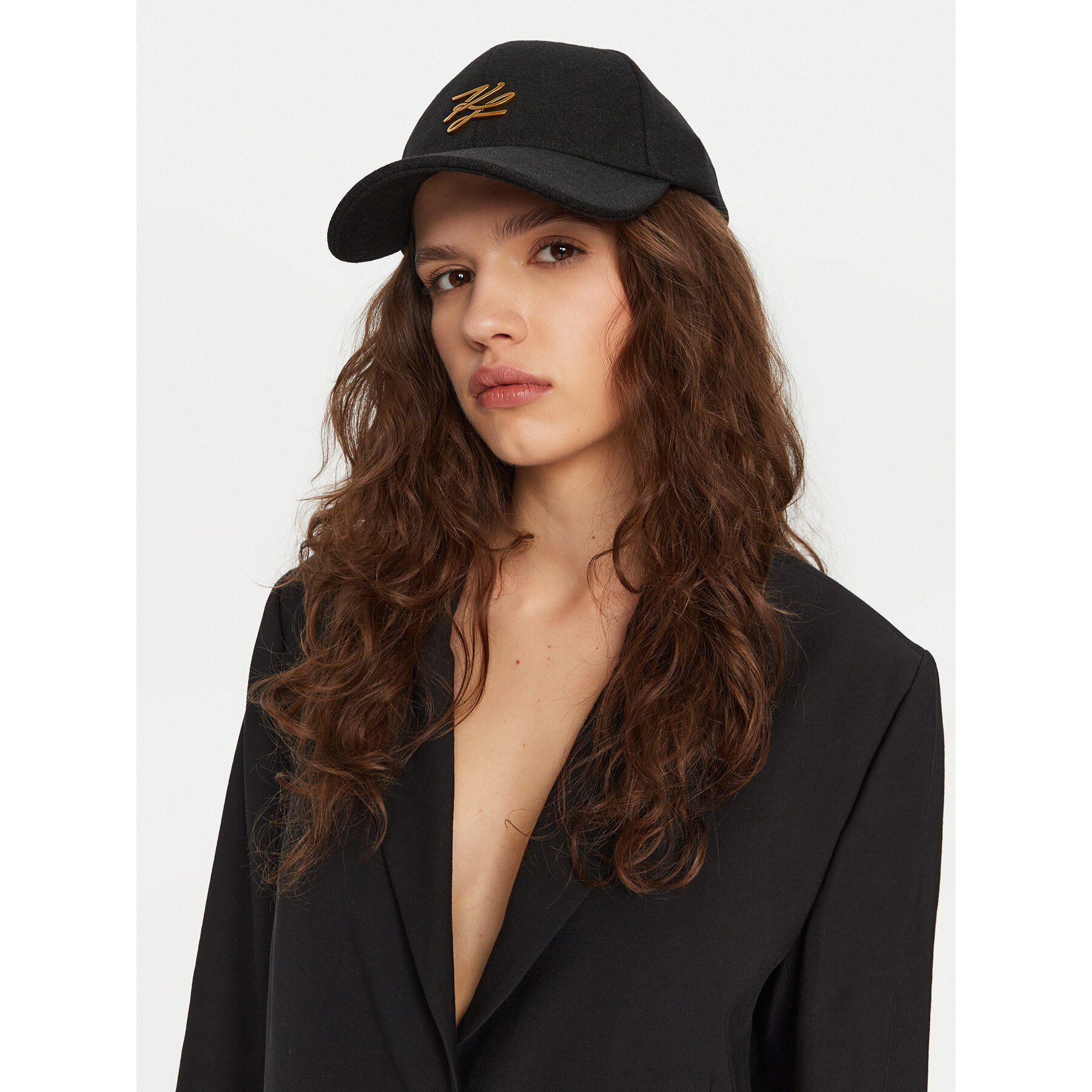 Шапка с козирка KARL LAGERFELD A1W33065 Черен цвят на ниска цена