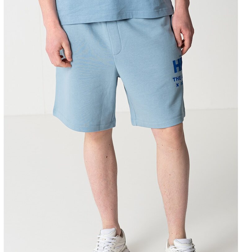 Бермуди с връзка и лого HUGO