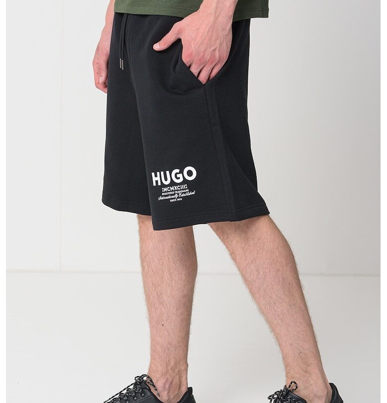 Бермуди с лого HUGO