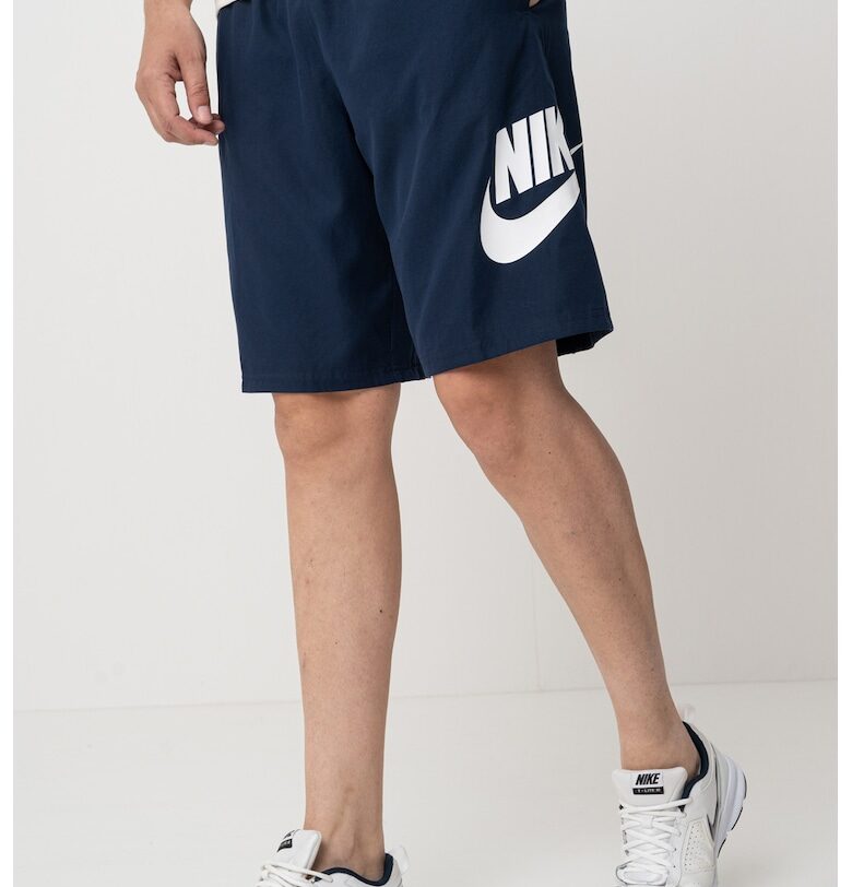 Бермуди с лого Nike