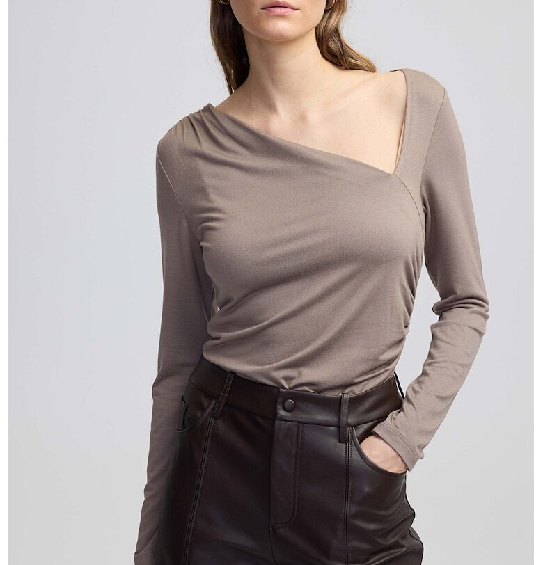 Блуза с асиметрично деколте Ipekyol