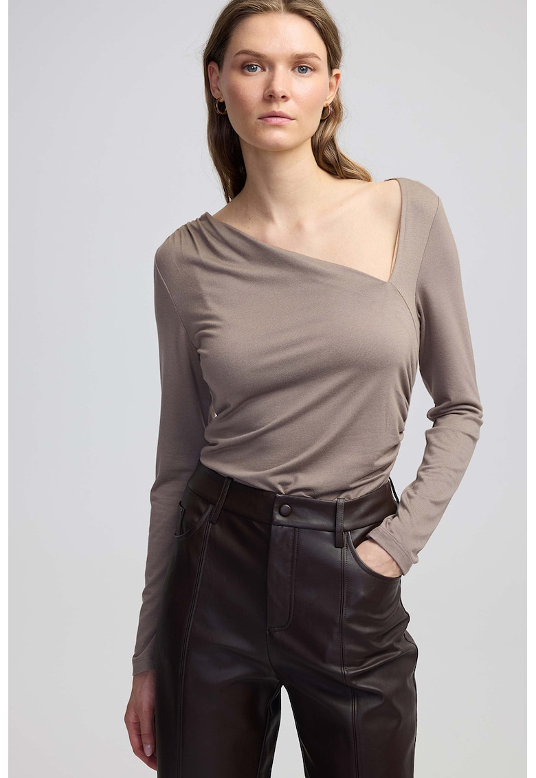 Блуза с асиметрично деколте Ipekyol