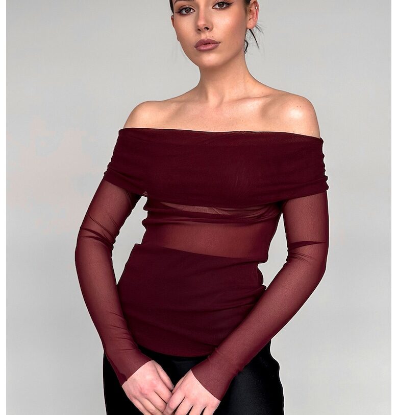 Блуза с голи рамене и ефирен дизайн concept A trois