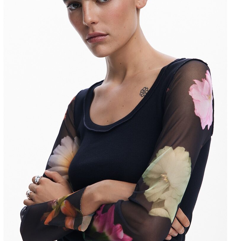 Блуза с мрежести флорални ръкави DESIGUAL