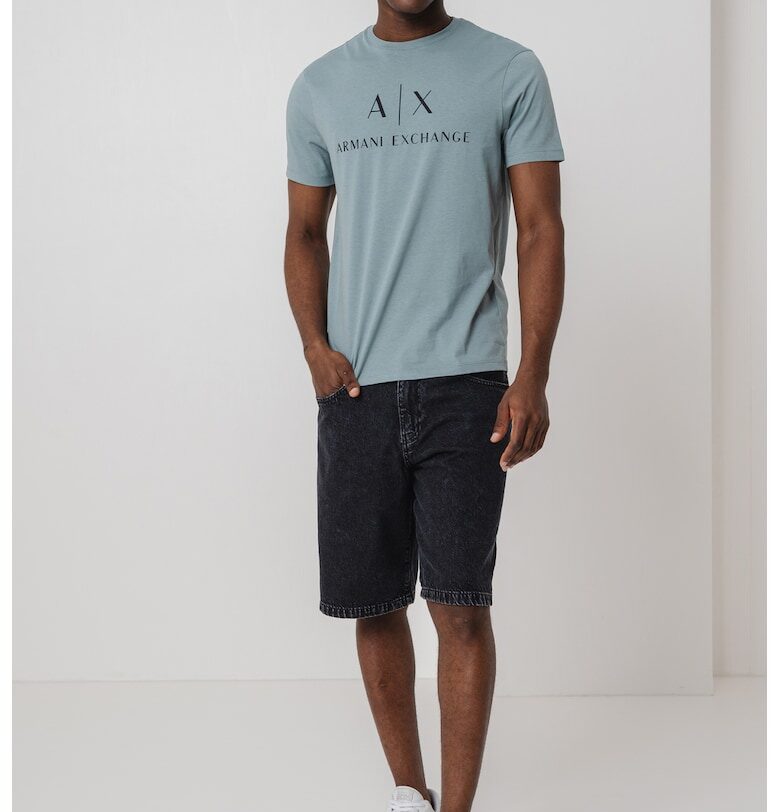 Вталена памучна тениска с лого ARMANI EXCHANGE