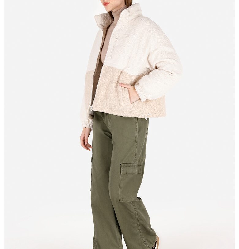 Двуцветно свободно яке COLINS