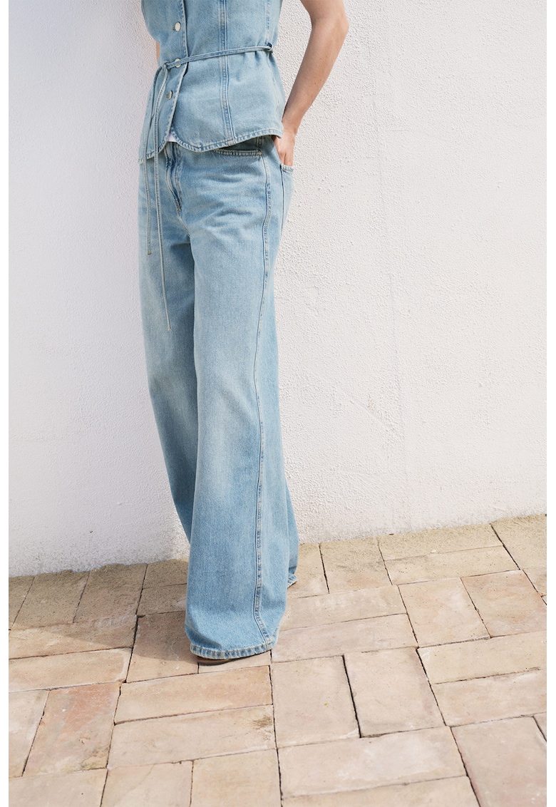 Дънки с висока талия Mango